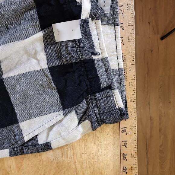 NWT Old Navy Black & White Buffalo Check Flannel Pajama Set Large - Picture 12 of 15